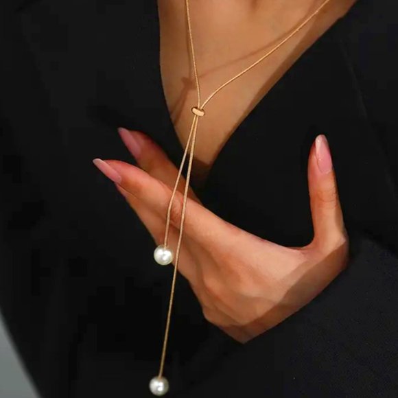 NWOT Jewelry - 🌺 🌺 🌺Pearl Tassel Necklace